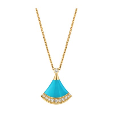 Divas' Dream 18 kt yellow gold necklace set with a turquoise element, a round brilliant-cut diamond and pav diamonds.